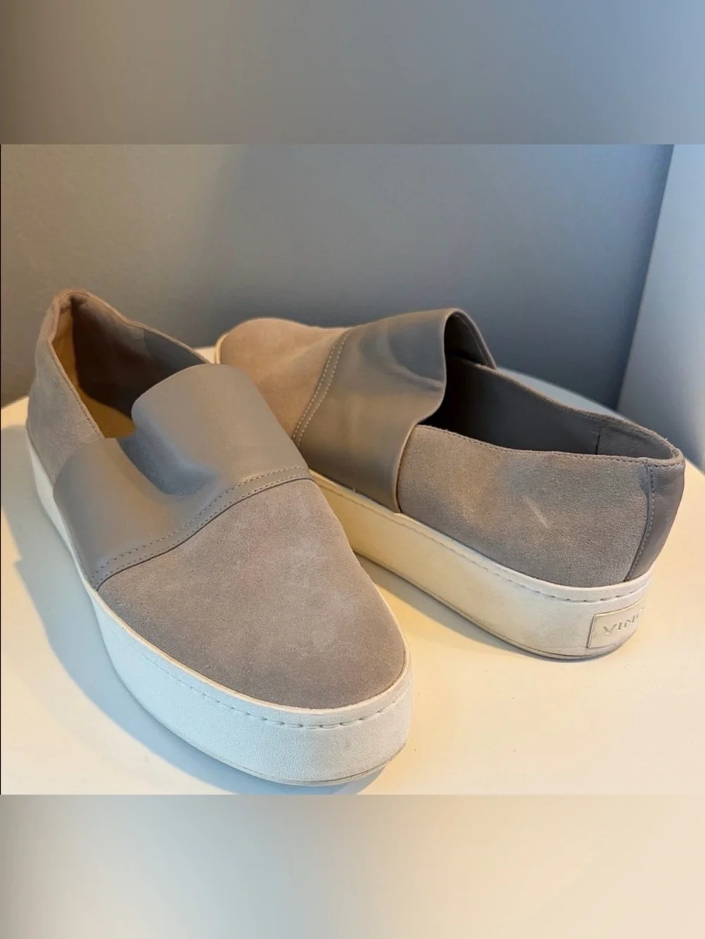 Vince Women's Gray Ward Leather Slip-On Suede Leather Sneaker/Loafer Cushioned